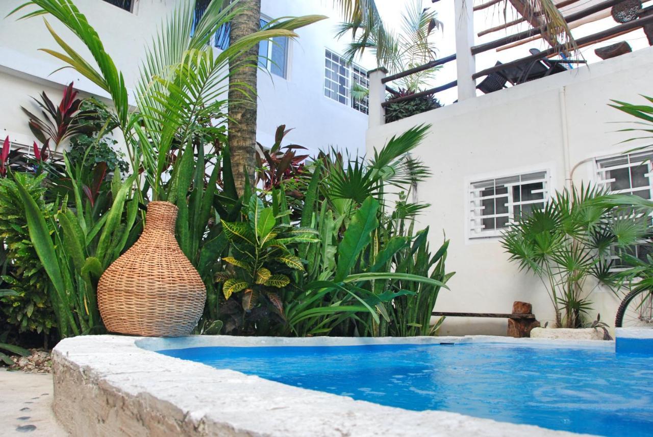 Kika Studios Playa del Carmen Buitenkant foto