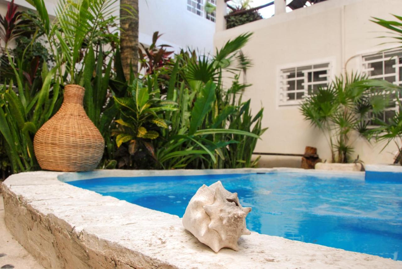 Kika Studios Playa del Carmen Buitenkant foto